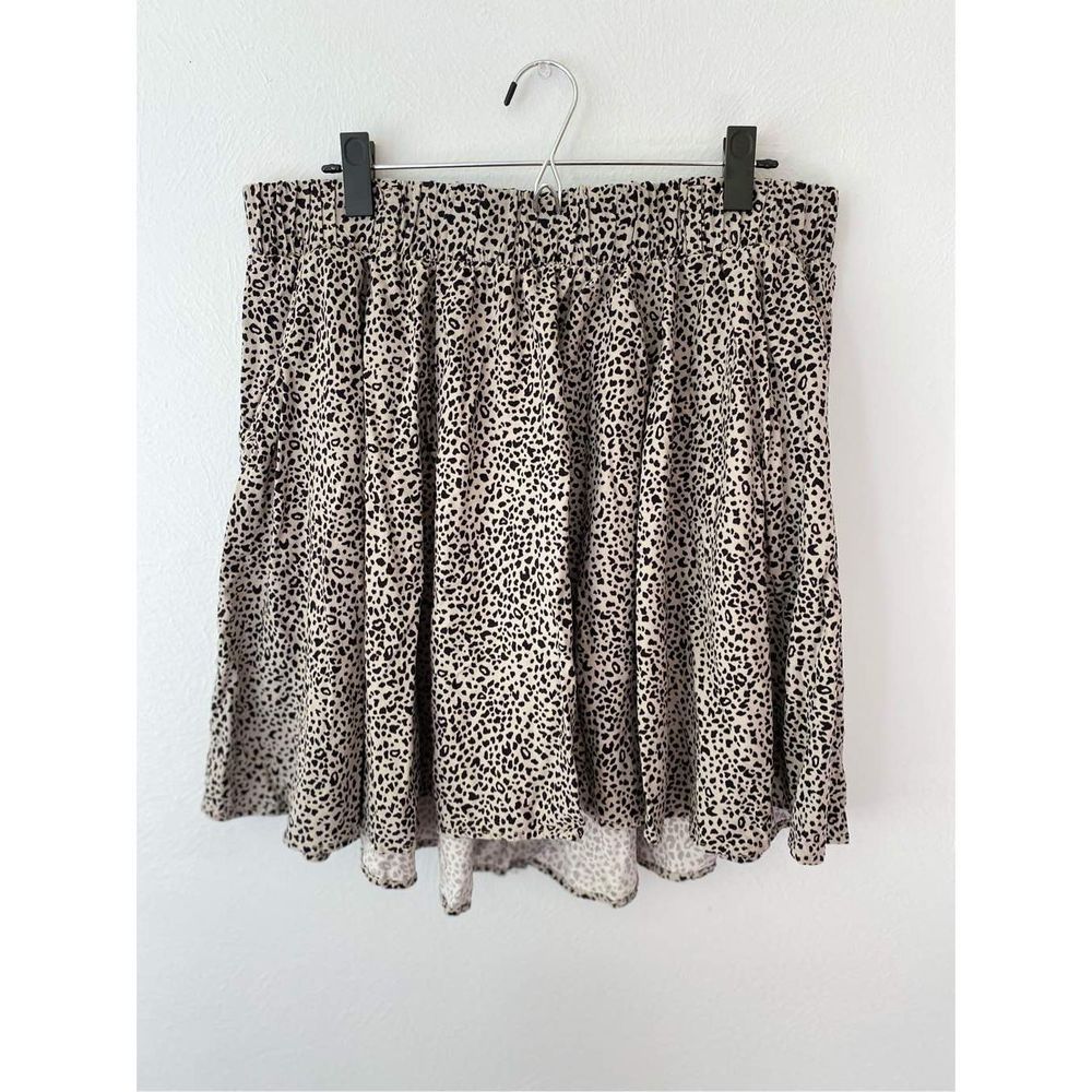 Torrid animal print skirt with pockets-pair w/leggings for the season